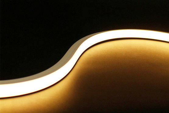 24V ha condotto la manica che bianca del silicio delle luci al neon RGBW Flex Strip 10W 14.4W all'aperto dell'interno denucleano