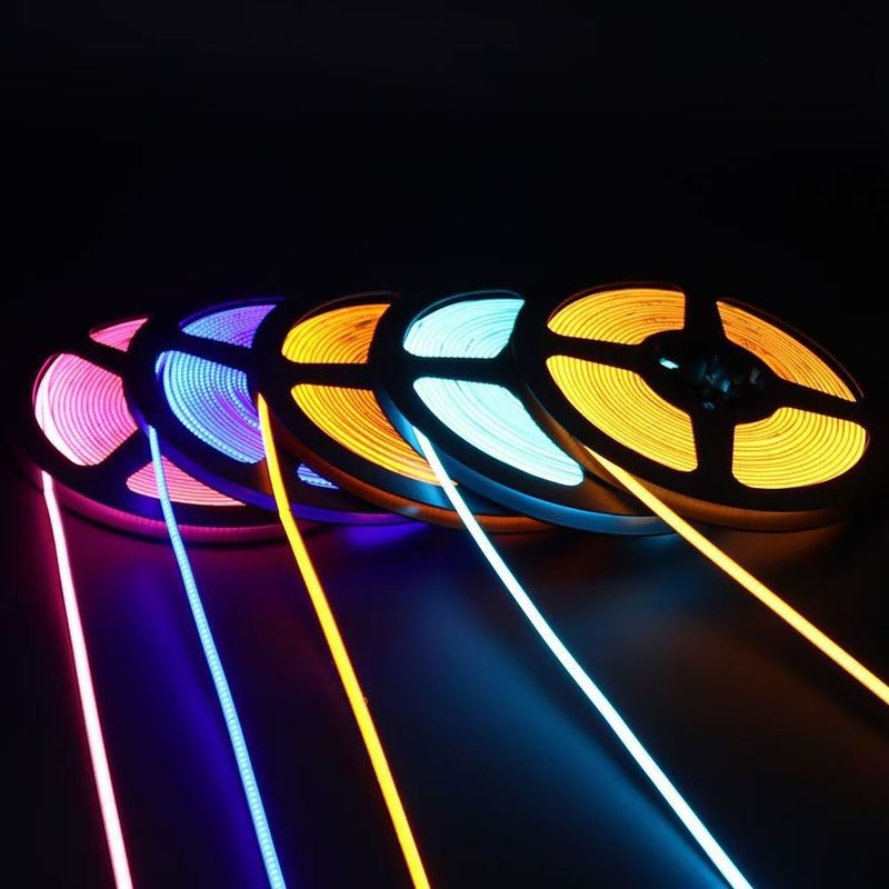 La luce 765led della PANNOCCHIA di RGBW LED scheggia il cambiamento variopinto di 24V 12W