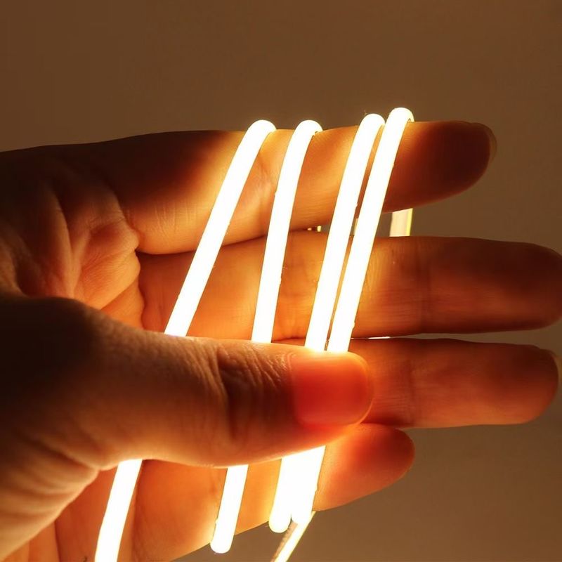 Luce il TDC d'emissione superiore laterale Dimmable 560Chips/M della PANNOCCHIA di CC 24V LED 16.4FT