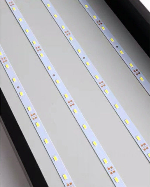 Pendente lineare leggero d'attaccatura lineare della camera da letto LED che accende decorazione dell'interno nera 3000K 5000K 35W
