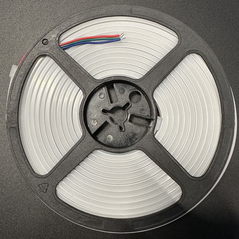 la metropolitana flessibile al neon principale accende 24V luce dell'interno/all'aperto di 2700~6500K di IP65 12W del silicio del tubo