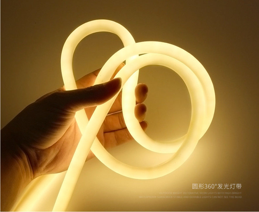 Colore bianco caldo flessibile al neon leggero al neon della luce di striscia del silicone 24V IP67 del LED