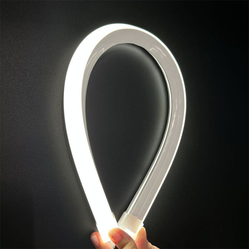 Decorazione all'aperto dell'interno al neon della luce di striscia del silicone del LED 12W 24v 3000K 4000K