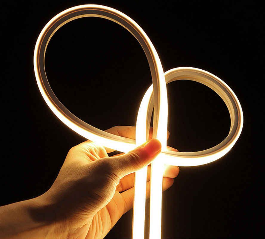 Piegamento all'aperto dell'interno della cima/lato di applicazione della striscia della luce di neon da 120 gradi LED